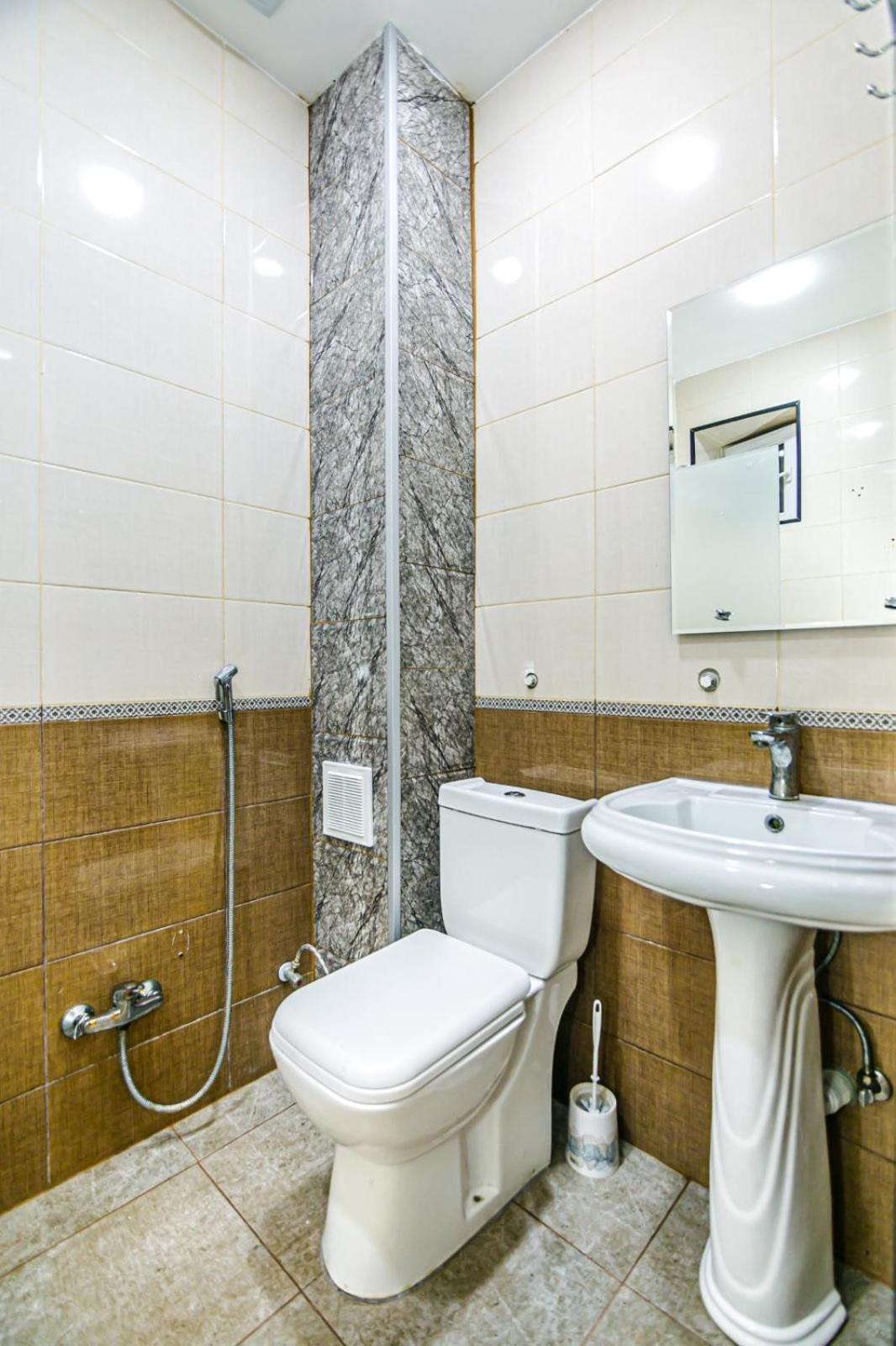 M Estate. 2 Room Home In Targovu Baku Exterior photo